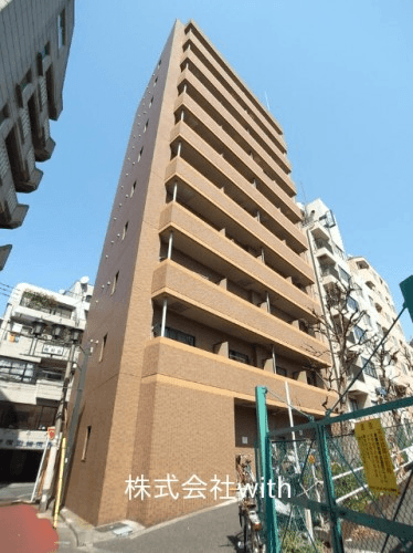 post-image, 2025081180