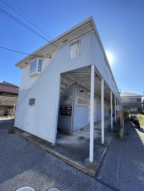 post-image, 20250813289