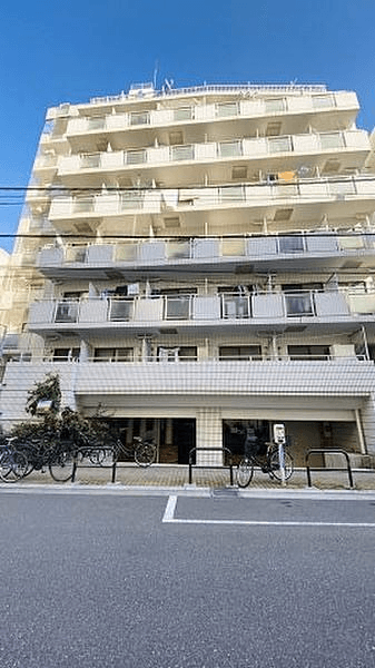 post-image, 2025081329