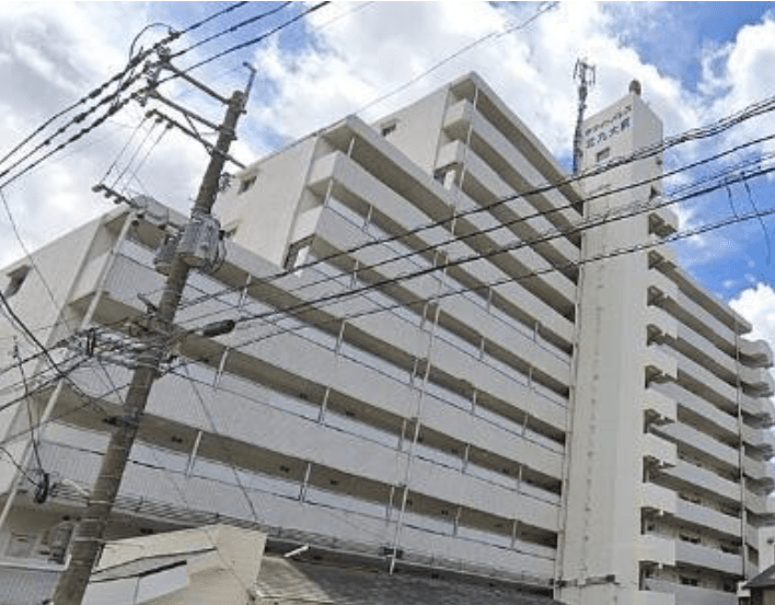 post-image, 20250813347