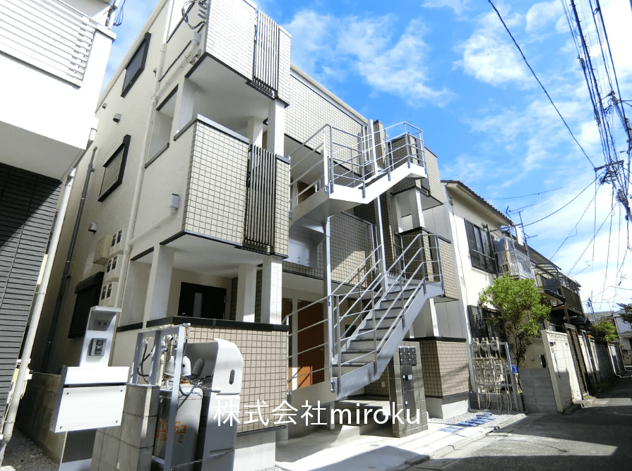 post-image, 20250813369