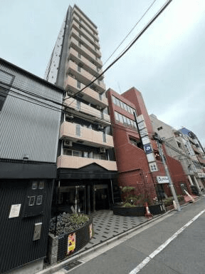 post-image, 20250813441