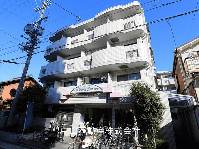 post-image, 20250813457