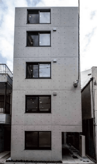 post-image, 20250813472