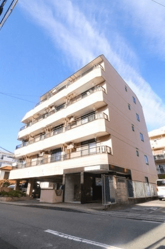 post-image, 20250813580