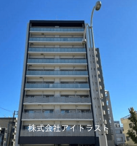 post-image, 20250813608