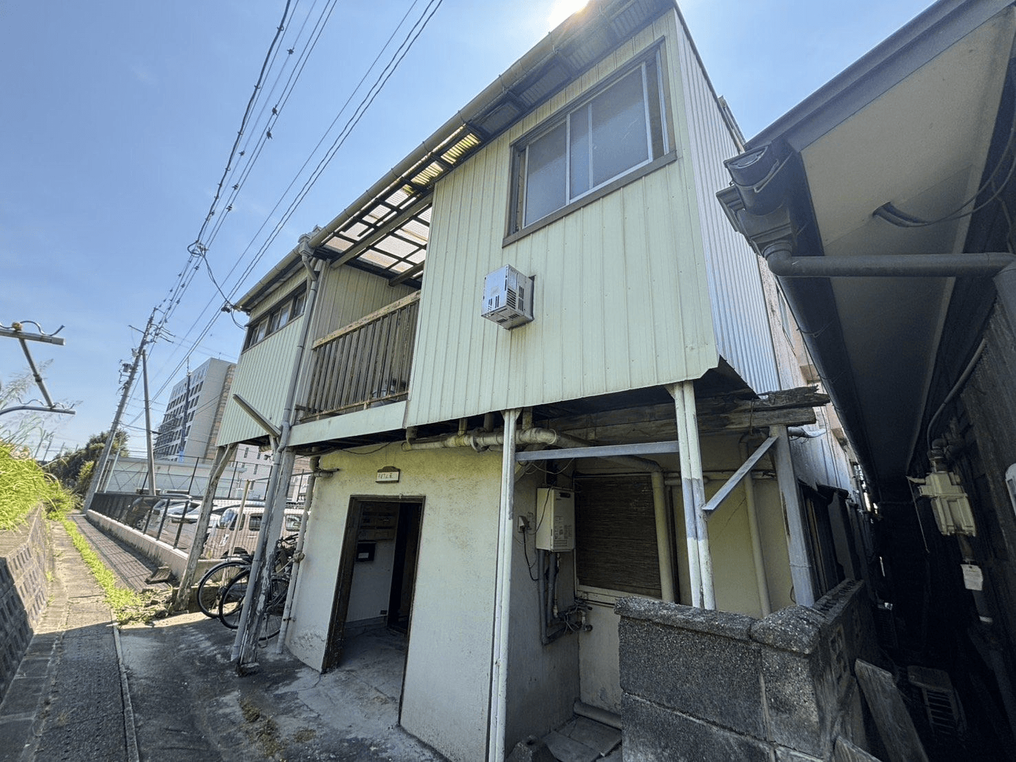 post-image, 2025081396