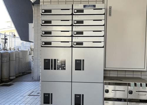 post-image, 2025082011