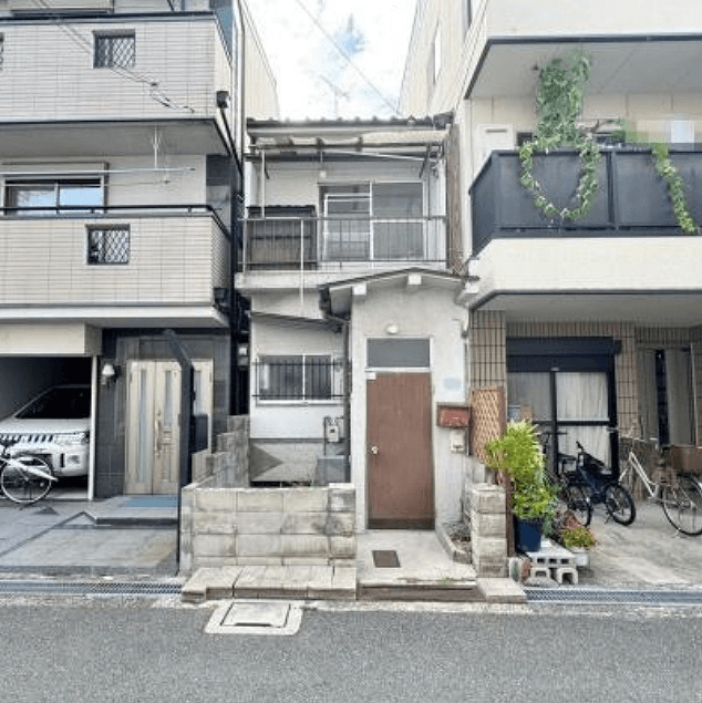 post-image, 20250820284