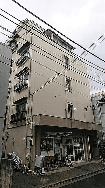 post-image, 20250820298