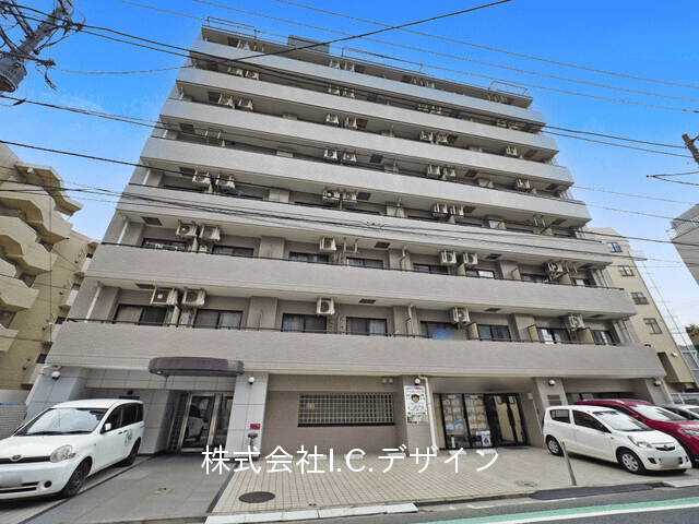 post-image, 20250820347