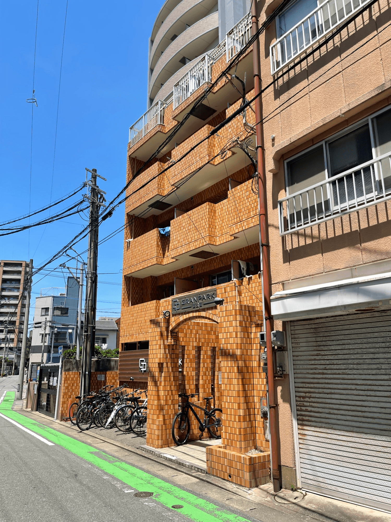 post-image, 20250820352