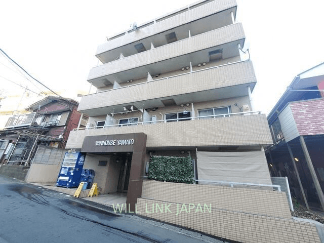 post-image, 20250820732