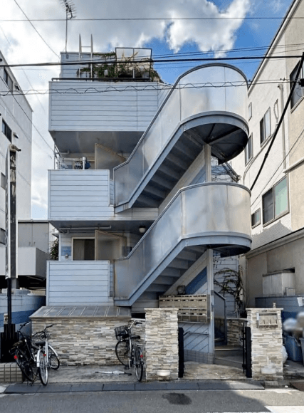 post-image, 20250820741