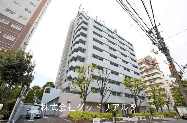 post-image, 20250820770