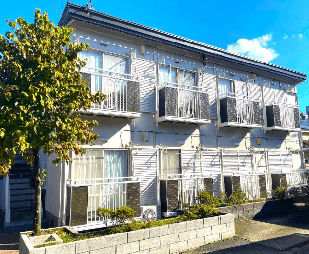 post-image, 20250820859