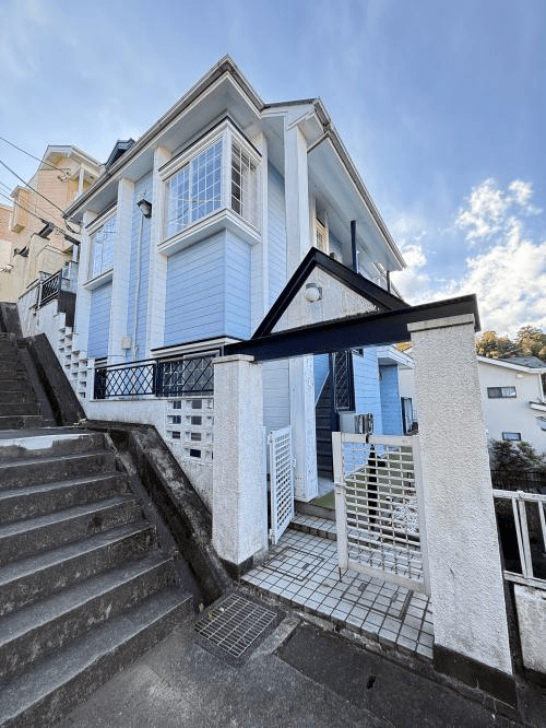 post-image, 20250820899