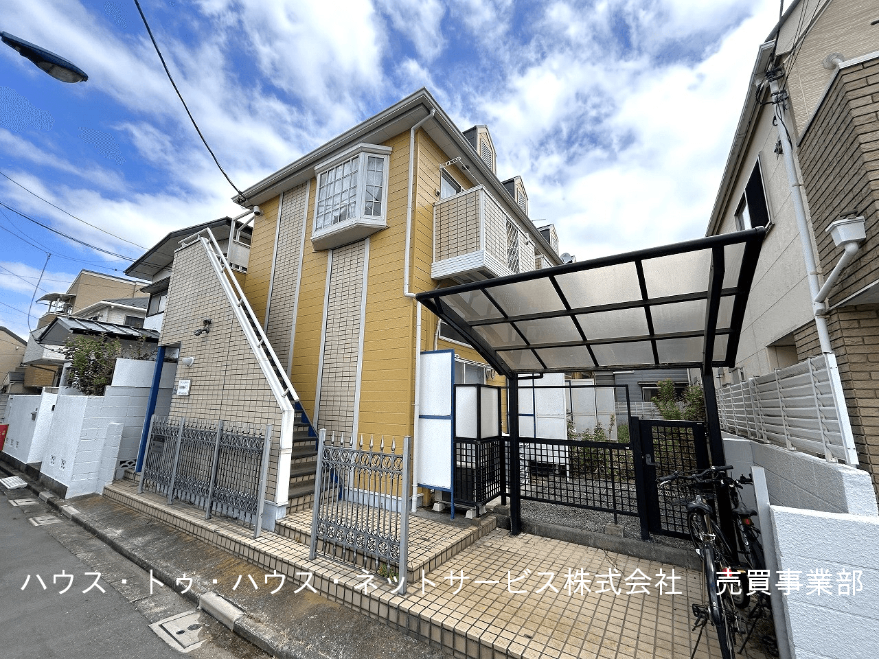 post-image, 20250820939